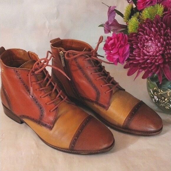 Pikolinos Cuero Royal Color- Blocked Boots - Picture 1 of 13